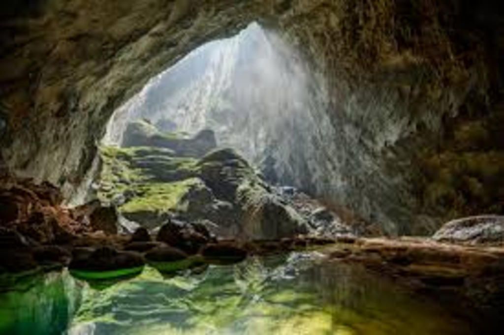 Khám phá ảnh thiên nhiên kỳ thú - hang sơn đoòng với tour du lịch hang động hấp dẫn