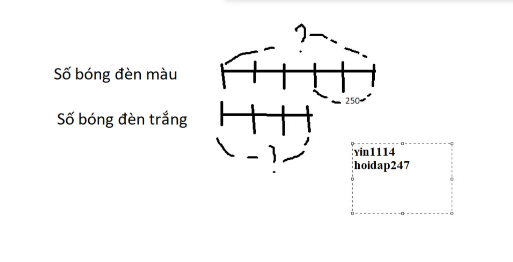 bai-1-nguoi-ta-dung-so-bong-den-mau-nhieu-hon-so-bong-den-trang-la-250-bong-den-tim-so-bong-den