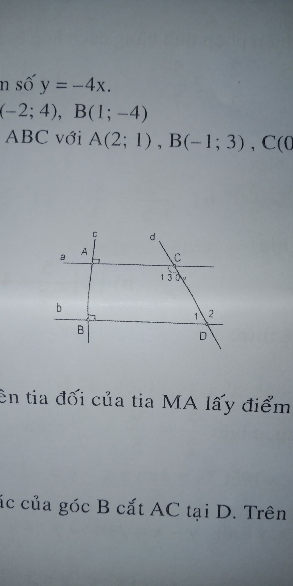 Cho hình vẽ trên: a) Giải thích vì sao a//b? b) Tính số đo góc D1? câu hỏi  132046 