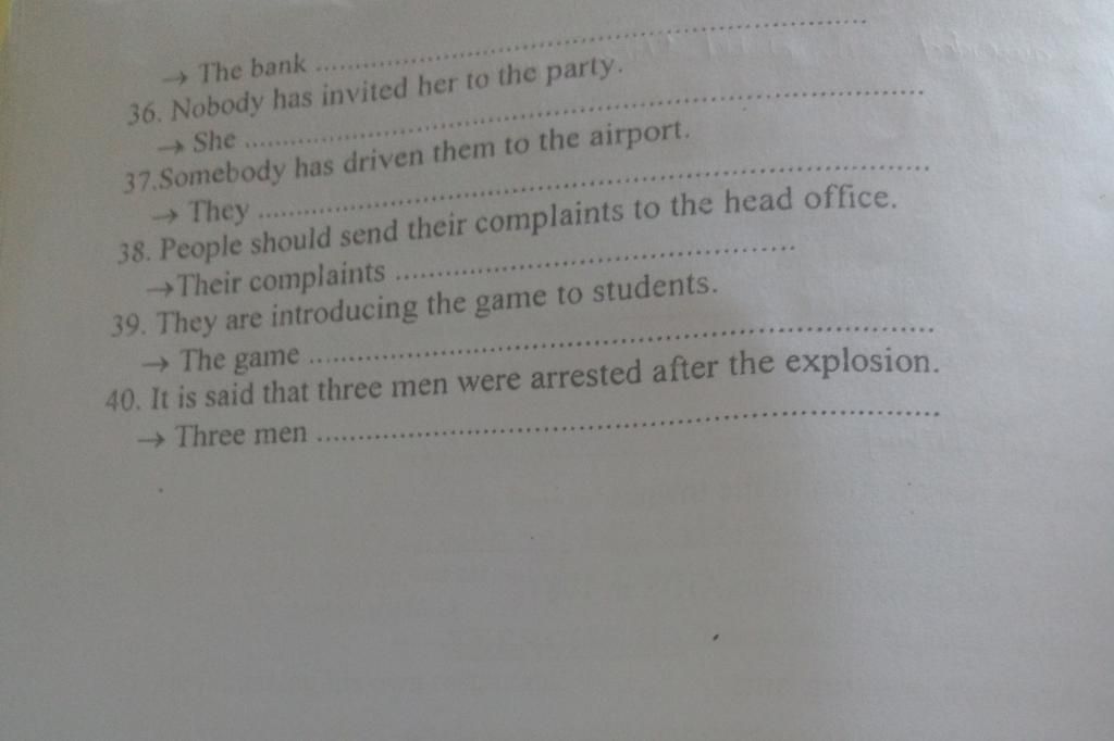 III. Rewrite the following sentences in the passive voice: 26. Someone  can't make a cake without sugar. →A cake 27. Dangerous driving causes many  accidents