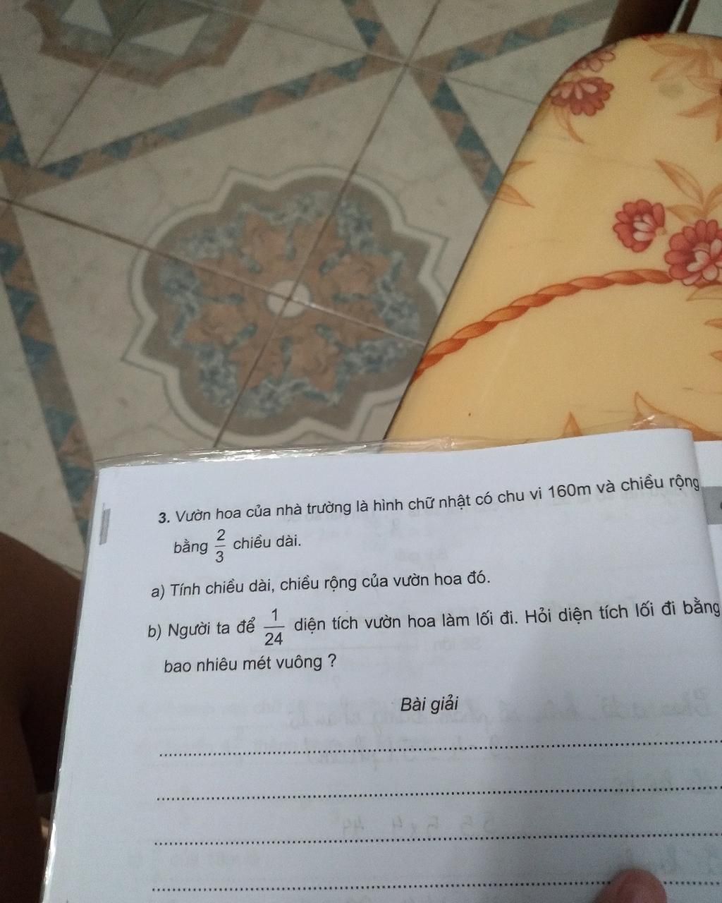 3. Vườn hoa của nhà trường là hình chữ nhật có chu vi 160m và chiều rộng bằng chiều dài. a) Tính chiều dài, chiều rộng của vườn hoa đó. 1 b) 3. Vườn Hoa Của Nhà Trường Là Hình Chữ Nhật Có Chu Vi 160M Và Chiều Rộng Bằng Chiều Dài. A) Tính Chiều Dài, Chiều Rộng Của Vườn Hoa Đó. 1 B)