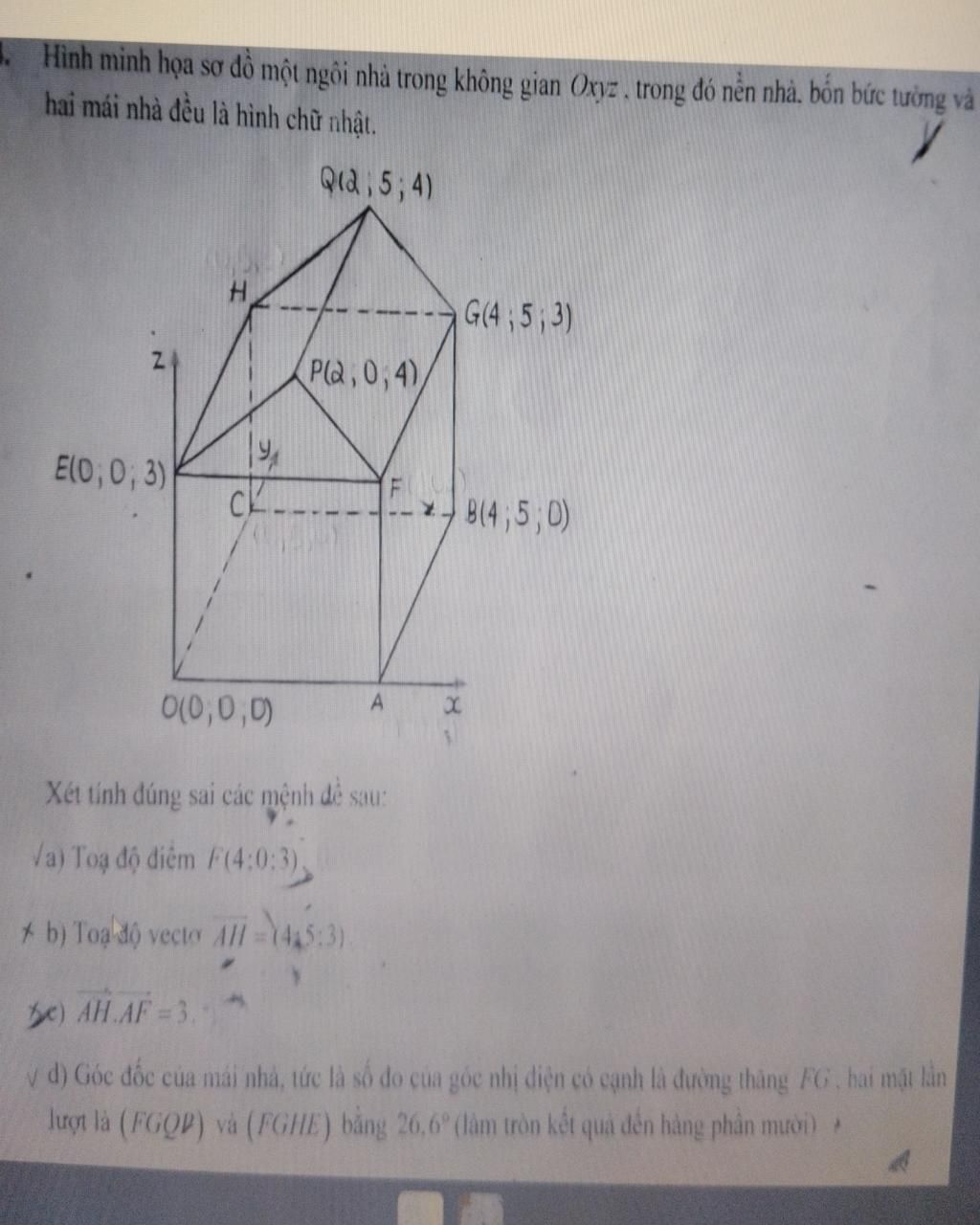 . Hình minh họa sơ đồ một ngôi nhà trong không gian Oxyz , trong đó nền ...