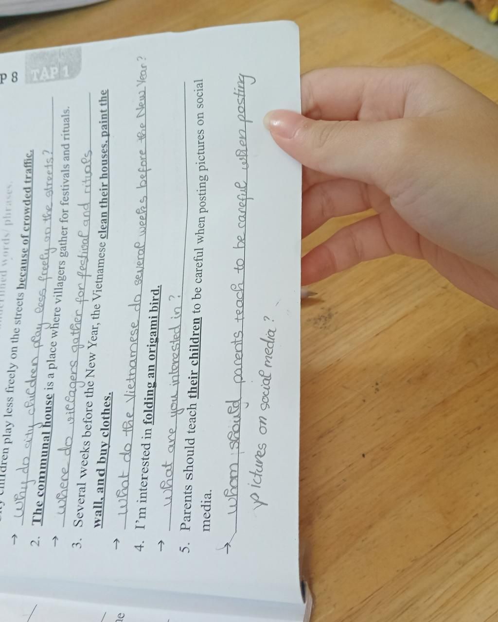 e -> red words/phrases. tldren play less freely on the streets because ...