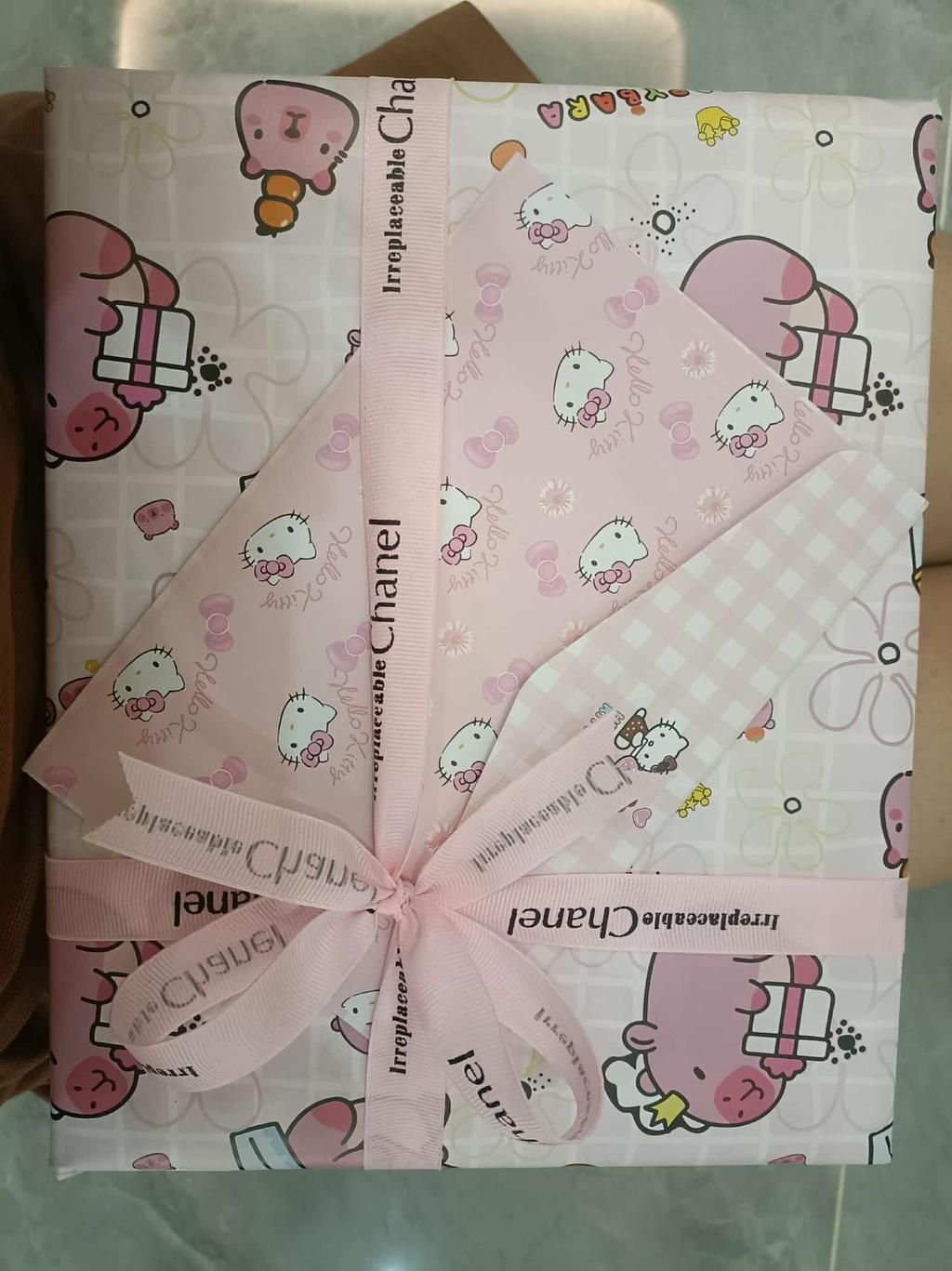 O nane Irreplaceable Chanel Kitty Wo Deldsasalqonl Lilty Kitty No Kitty ...